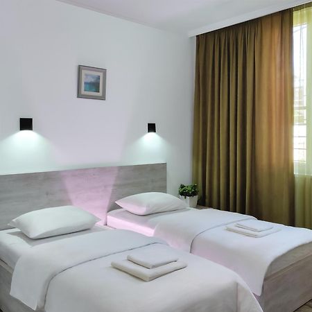 Westay Hotel Tbilisi Exteriör bild