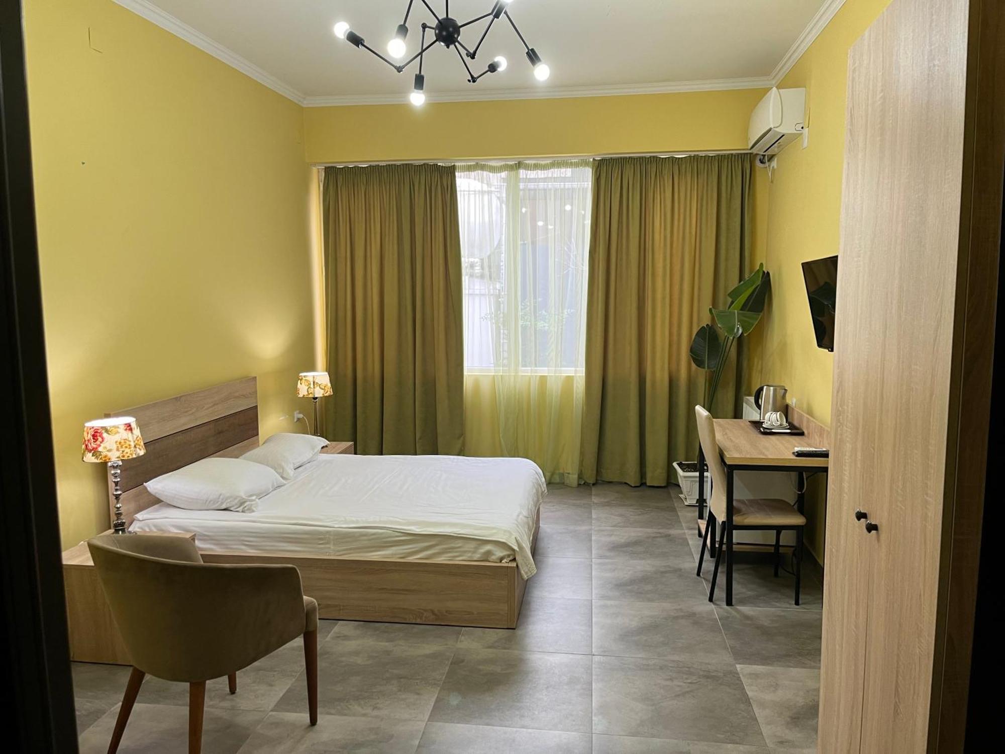 Westay Hotel Tbilisi Exteriör bild