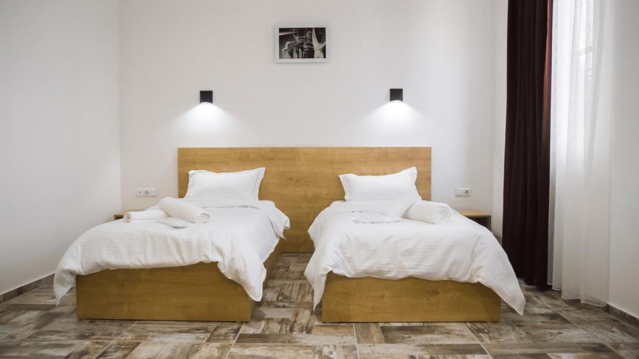 Westay Hotel Tbilisi Exteriör bild